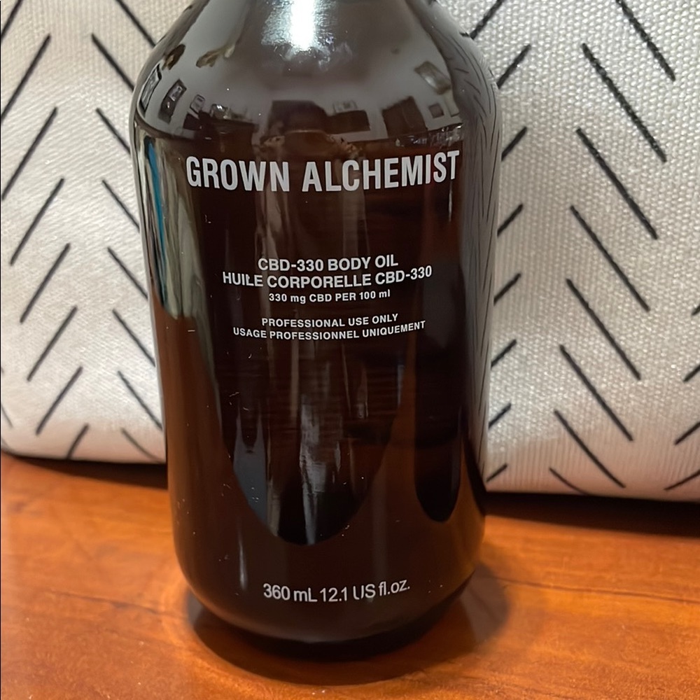 Grown Alchemist C B D Body Oil and Cream Bundle - Picture 2 of 3